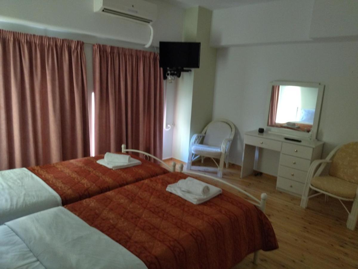Hotel Chrisi Akti Nafpaktos Zimmer foto